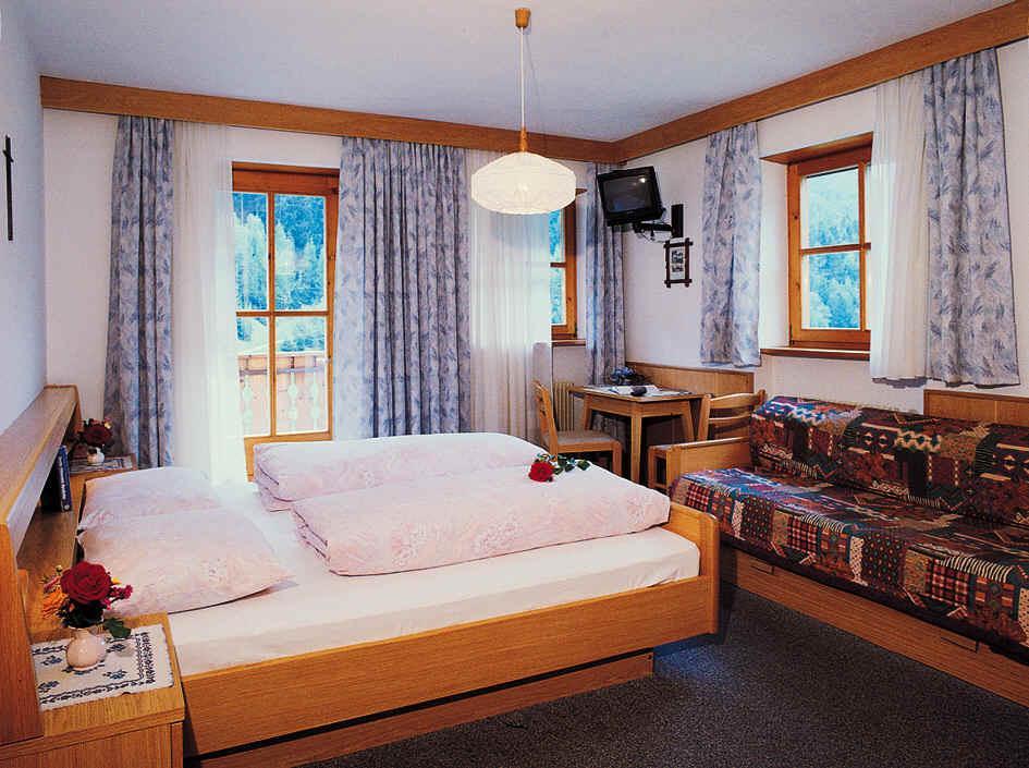 Gasthof Mittermühl Villnöss Zimmer foto